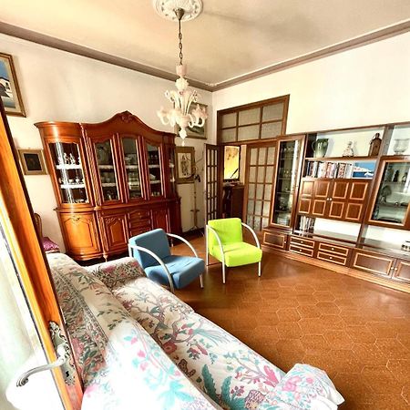 Villa Casa Ave Viareggio Exterior foto