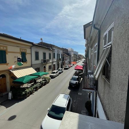 Villa Casa Ave Viareggio Exterior foto